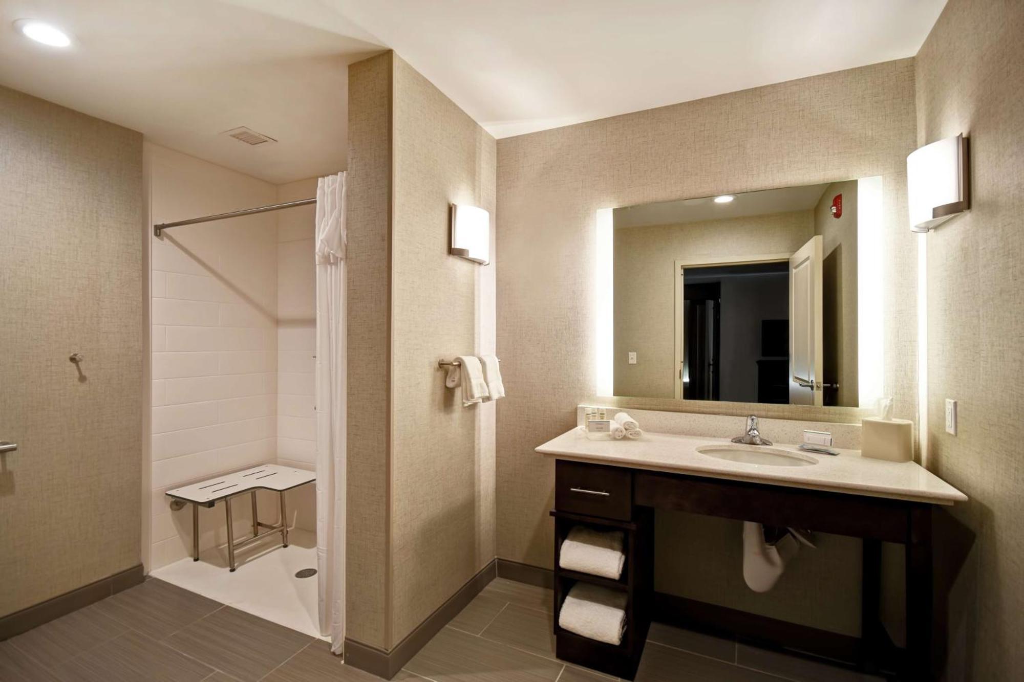 Homewood Suites By Hilton Novi Detroit Экстерьер фото